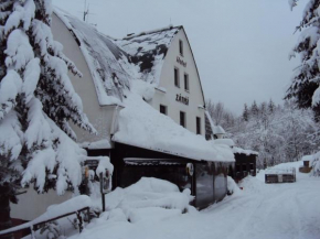 Отель Hotel Zátiší  Янске Лазне